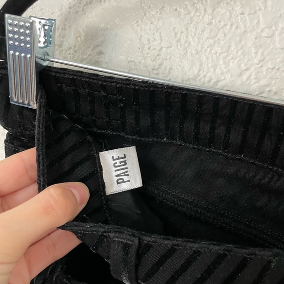 PAIGE Woman’s Verdugo Ultra Skinny Jeans with Velvet Stripping 🌟 - Picture 10 of 10